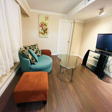 Private Suite With Private Entrance King Bed Richmond Luaran gambar
