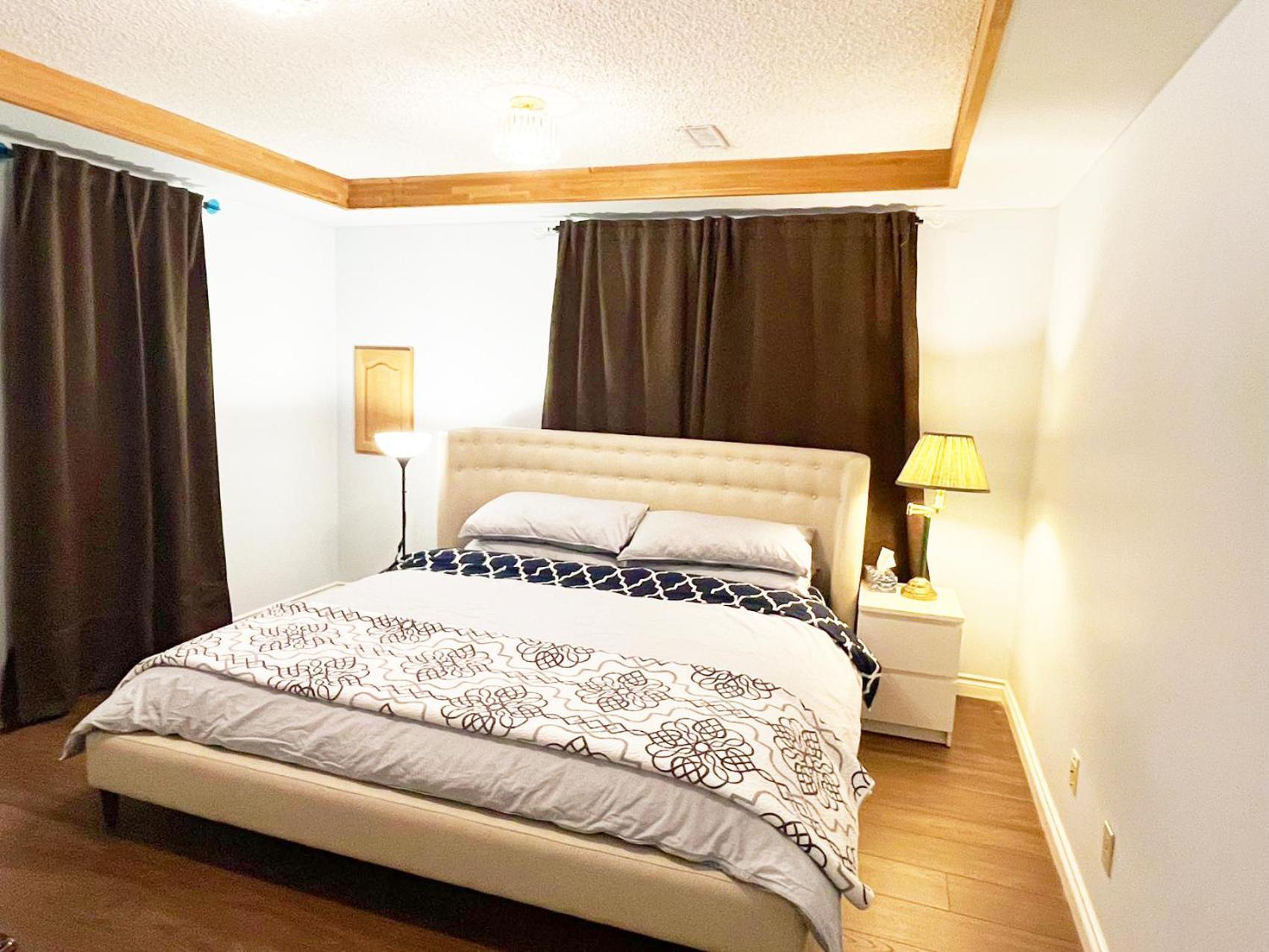 Private Suite With Private Entrance King Bed Richmond Luaran gambar