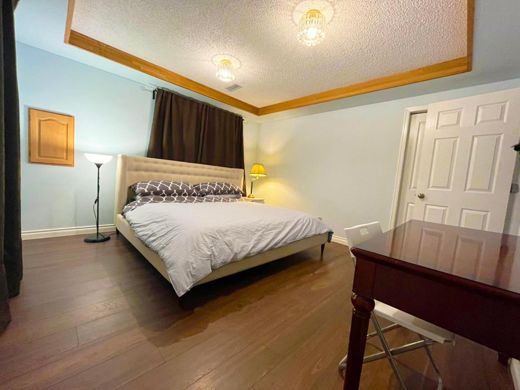 Private Suite With Private Entrance King Bed Richmond Luaran gambar